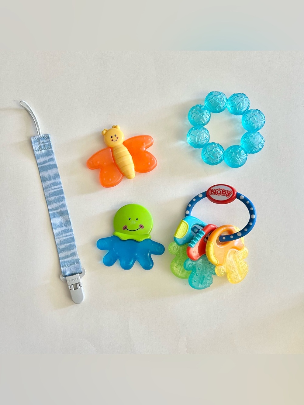 Bundle of 4 + clip gel water teether baby toys